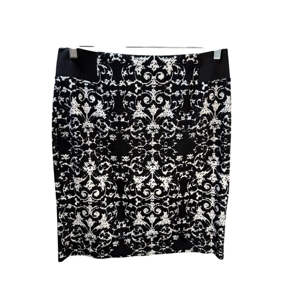 Roz &‎ Ali Womens Petite Pencil Skirt Size L Black & White Floral Damask Pattern - Picture 1 of 10